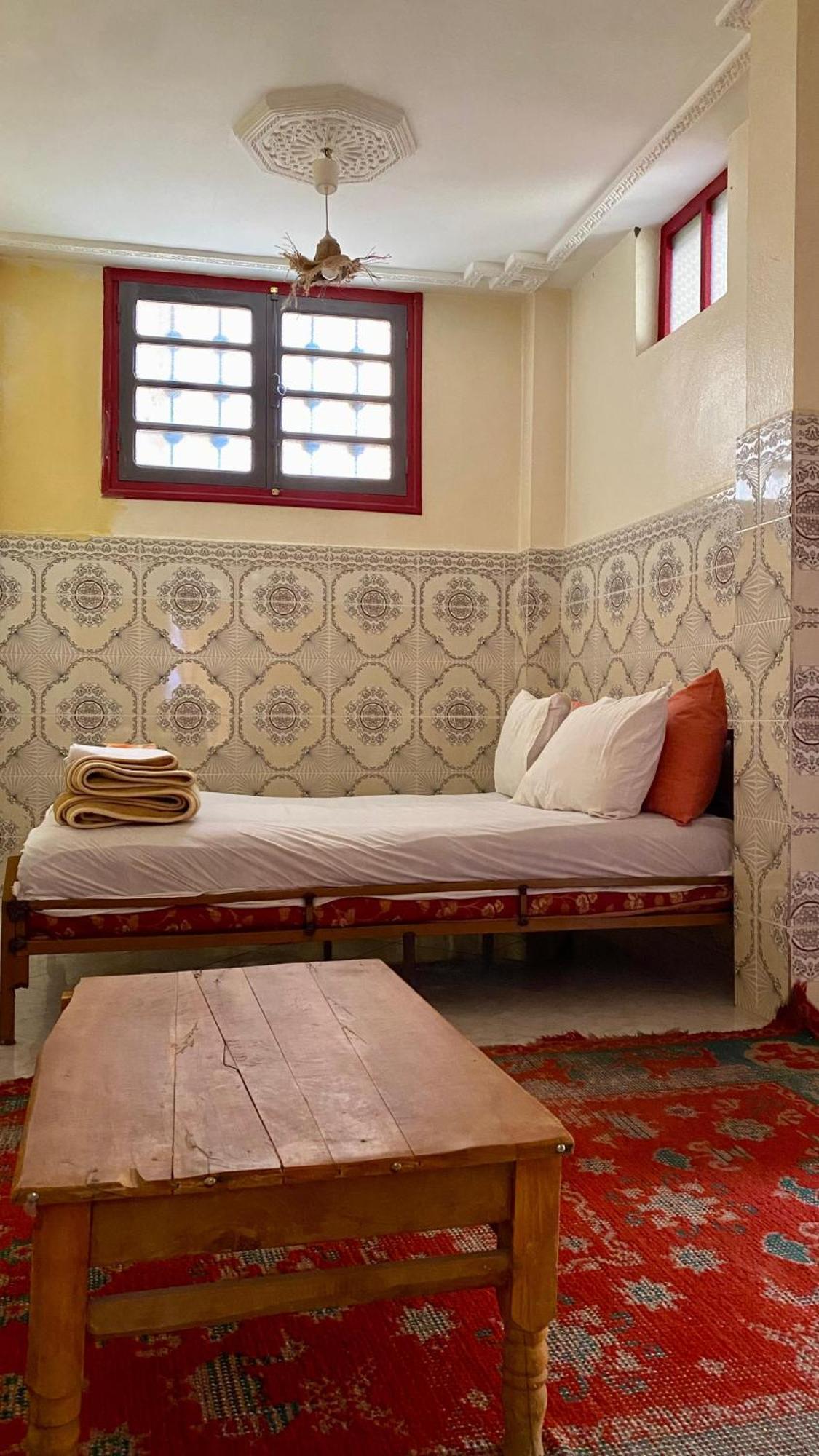 Dar Relax Hostel, Gorges De Todra Тингир Экстерьер фото