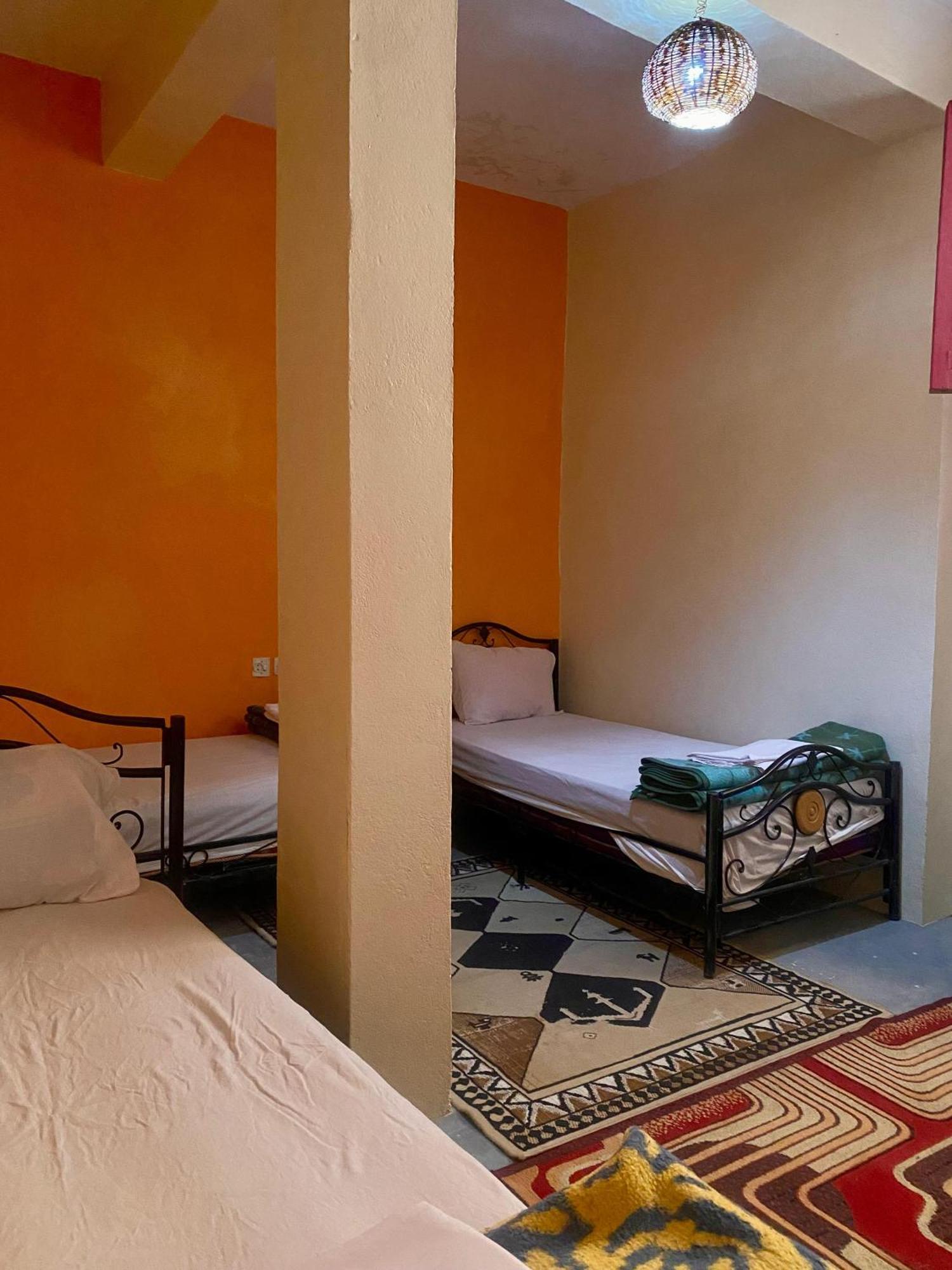 Dar Relax Hostel, Gorges De Todra Тингир Экстерьер фото