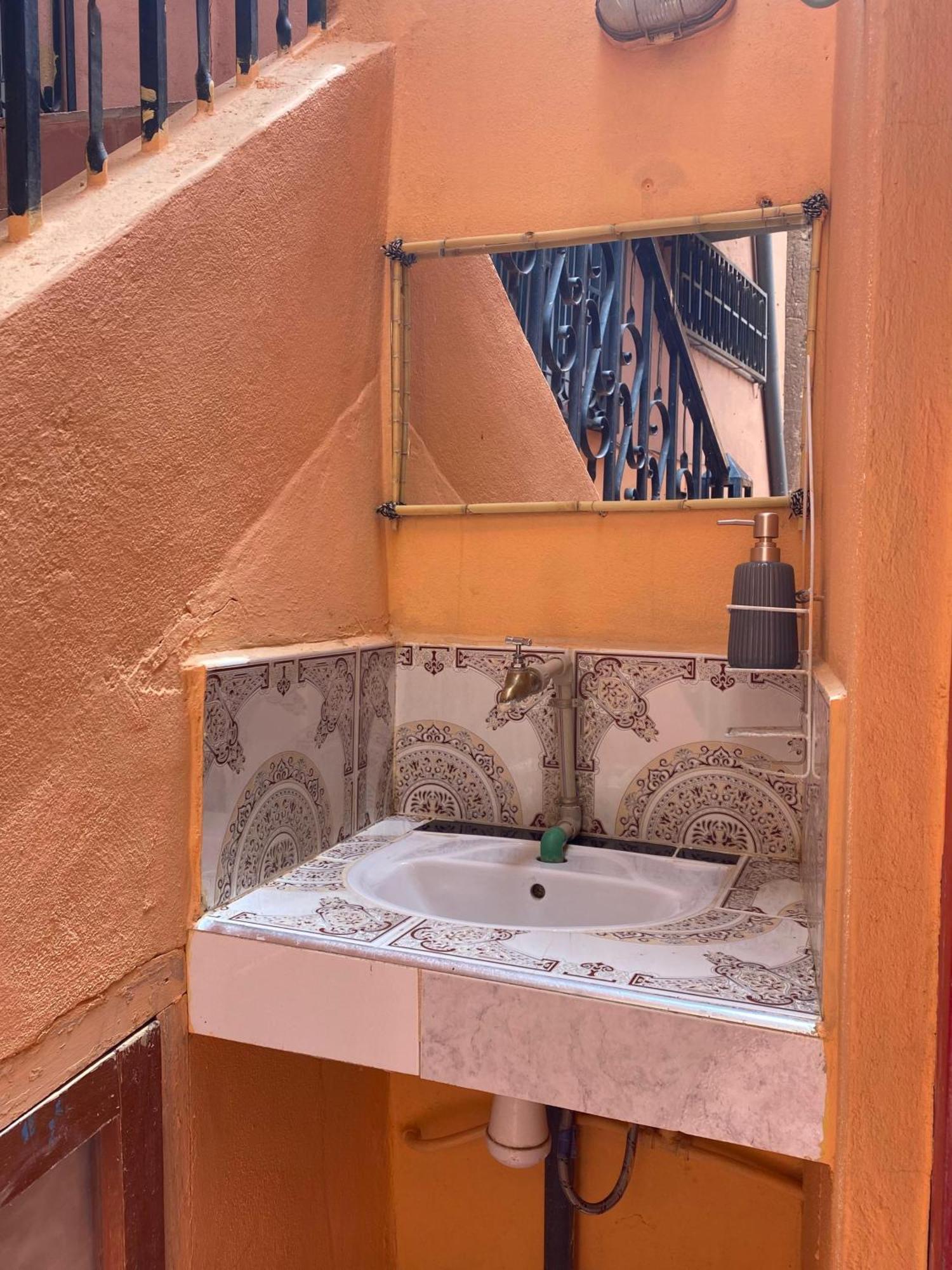 Dar Relax Hostel, Gorges De Todra Тингир Экстерьер фото